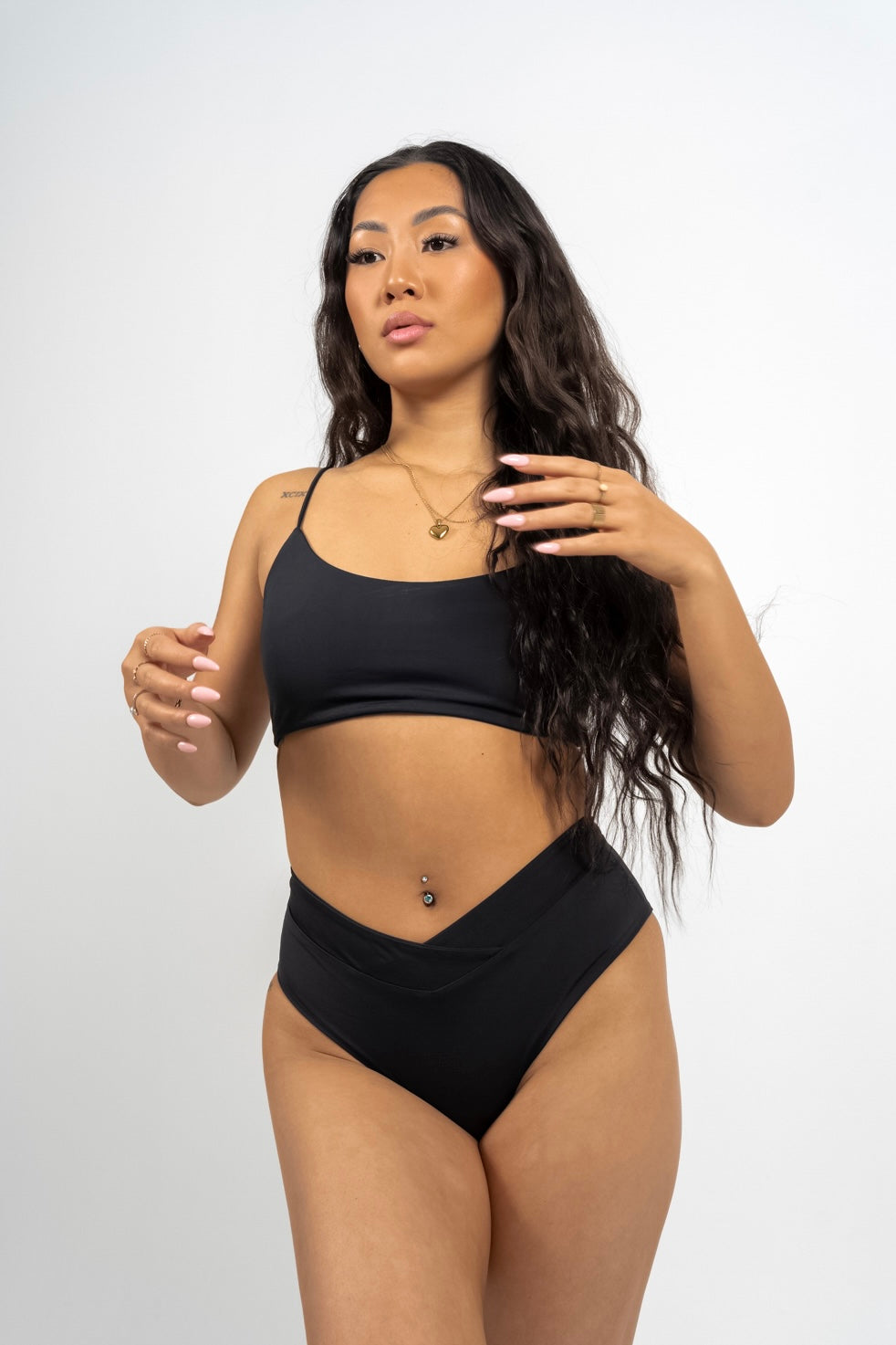 1033 - Black bottoms