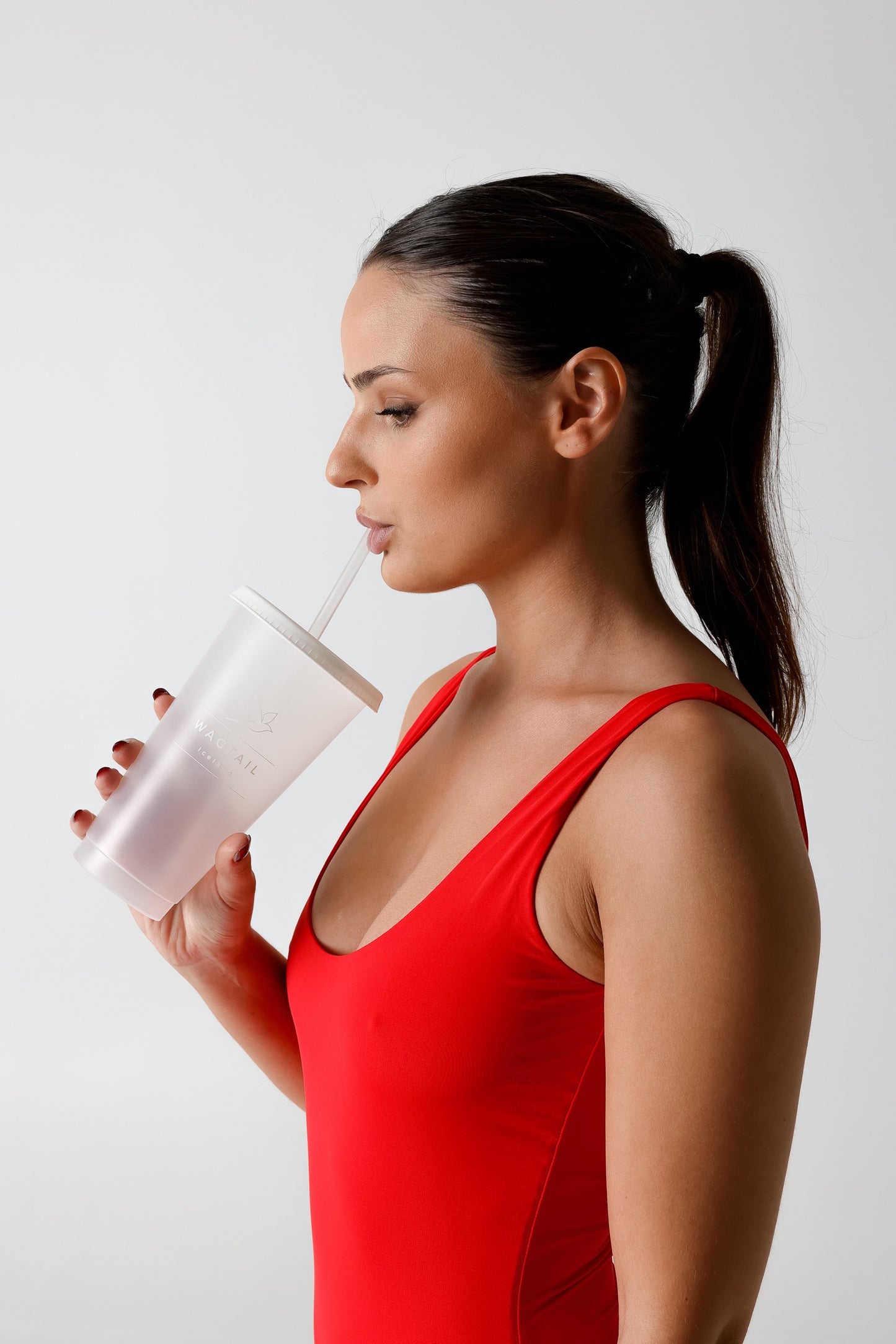 1012 - Cup with straw 700ml