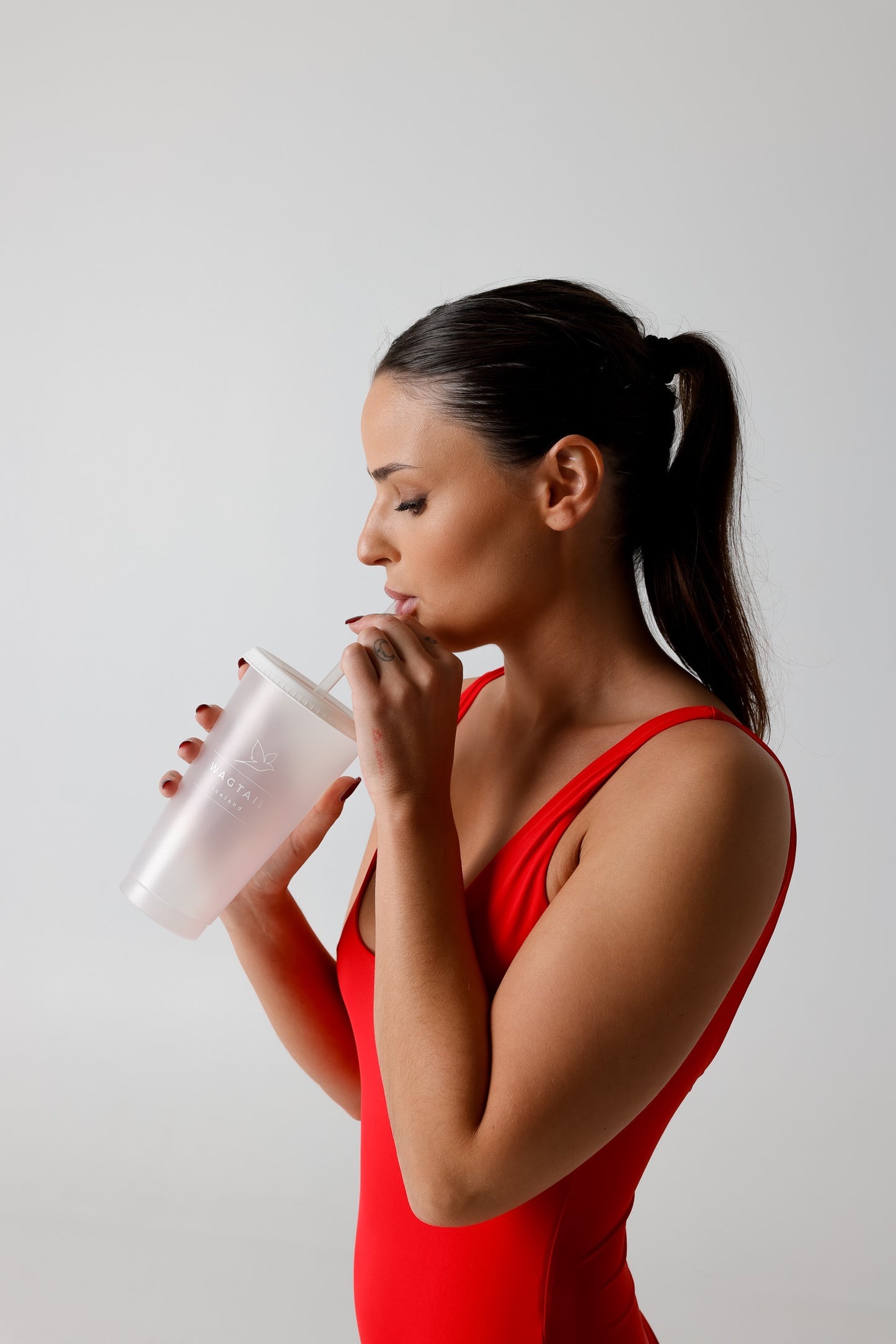1012 - Cup with straw 700ml