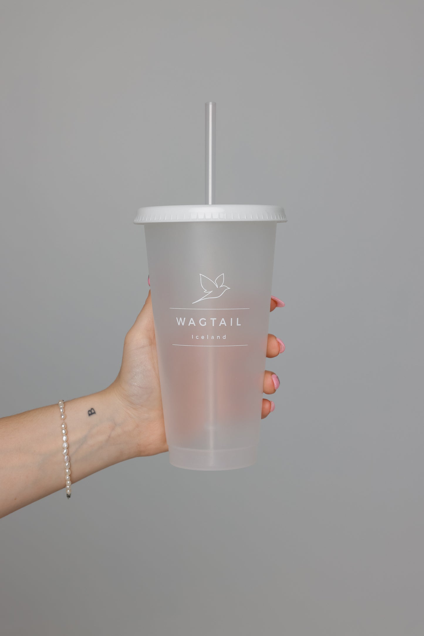 1012 - Cup with straw 700ml