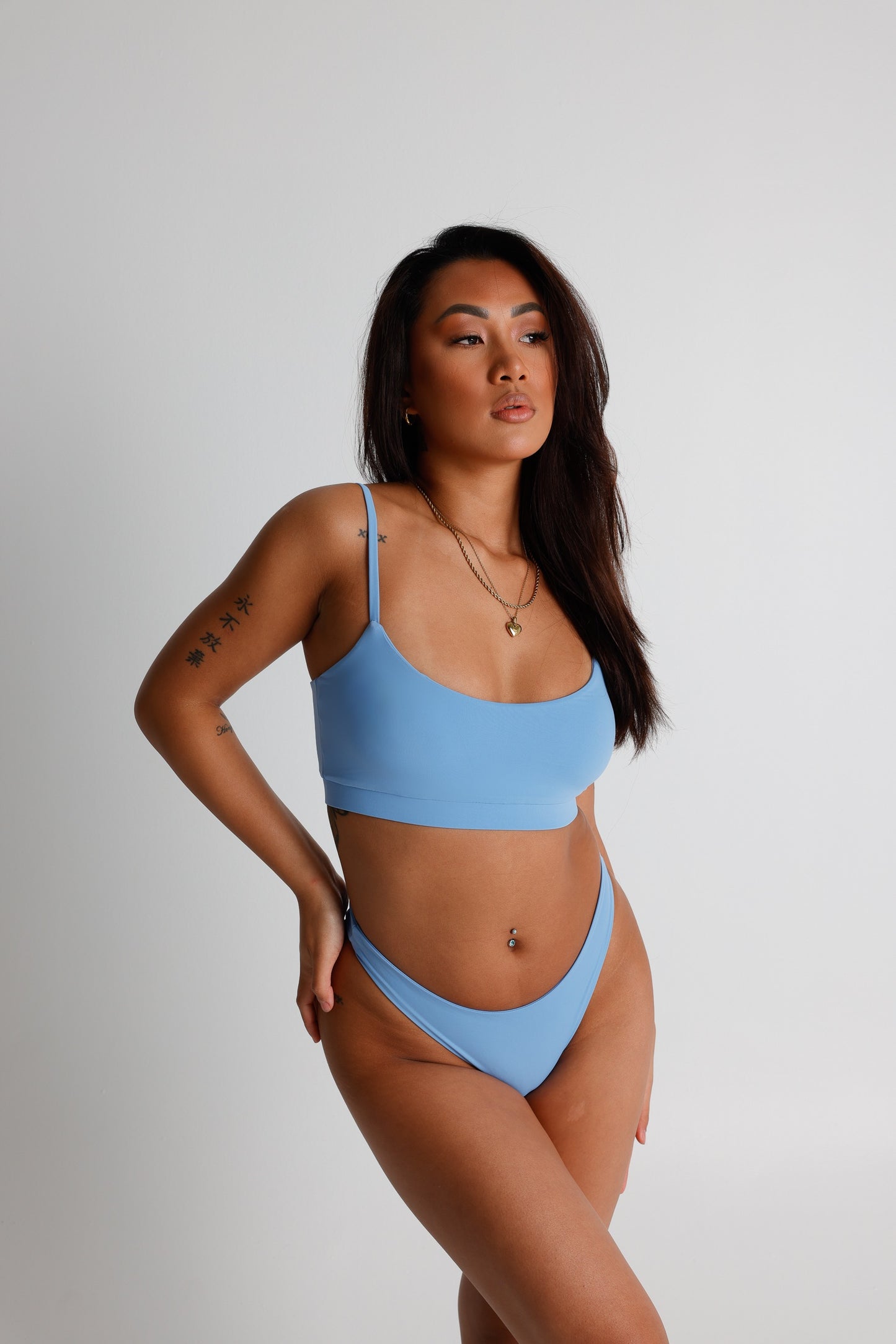 1004 - Blue bottoms