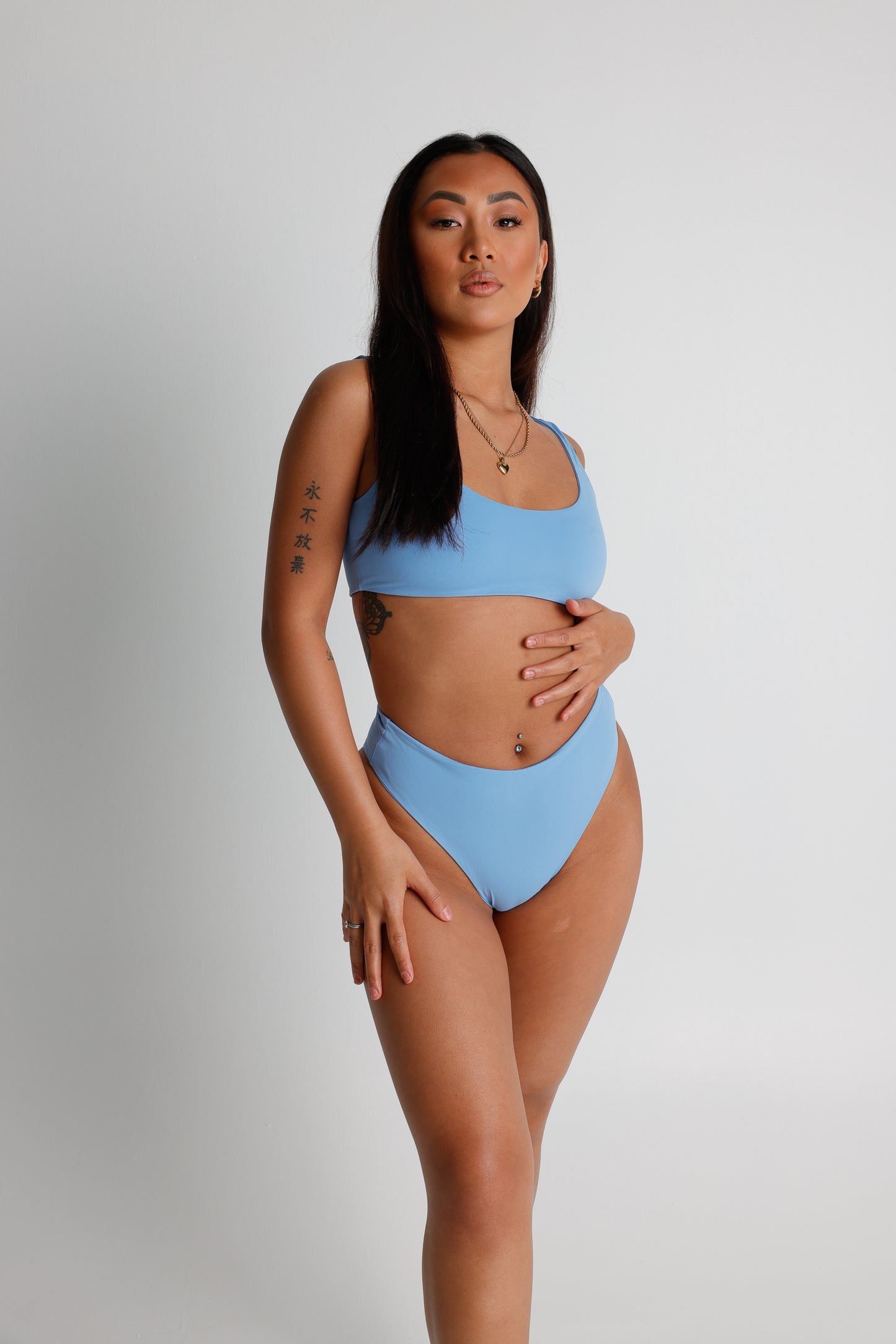 1002 - Blue bottoms
