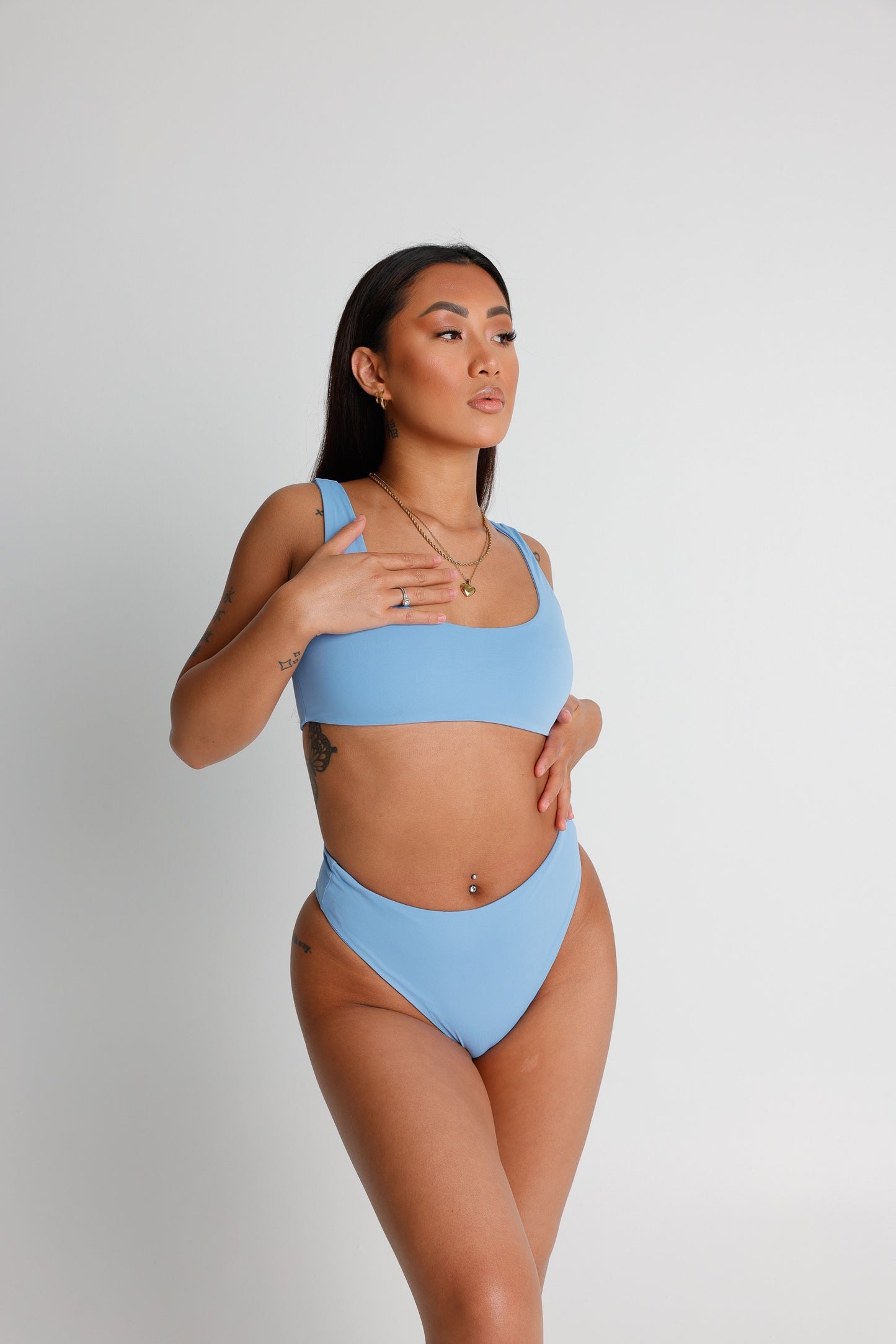 1002 - Blue bottoms