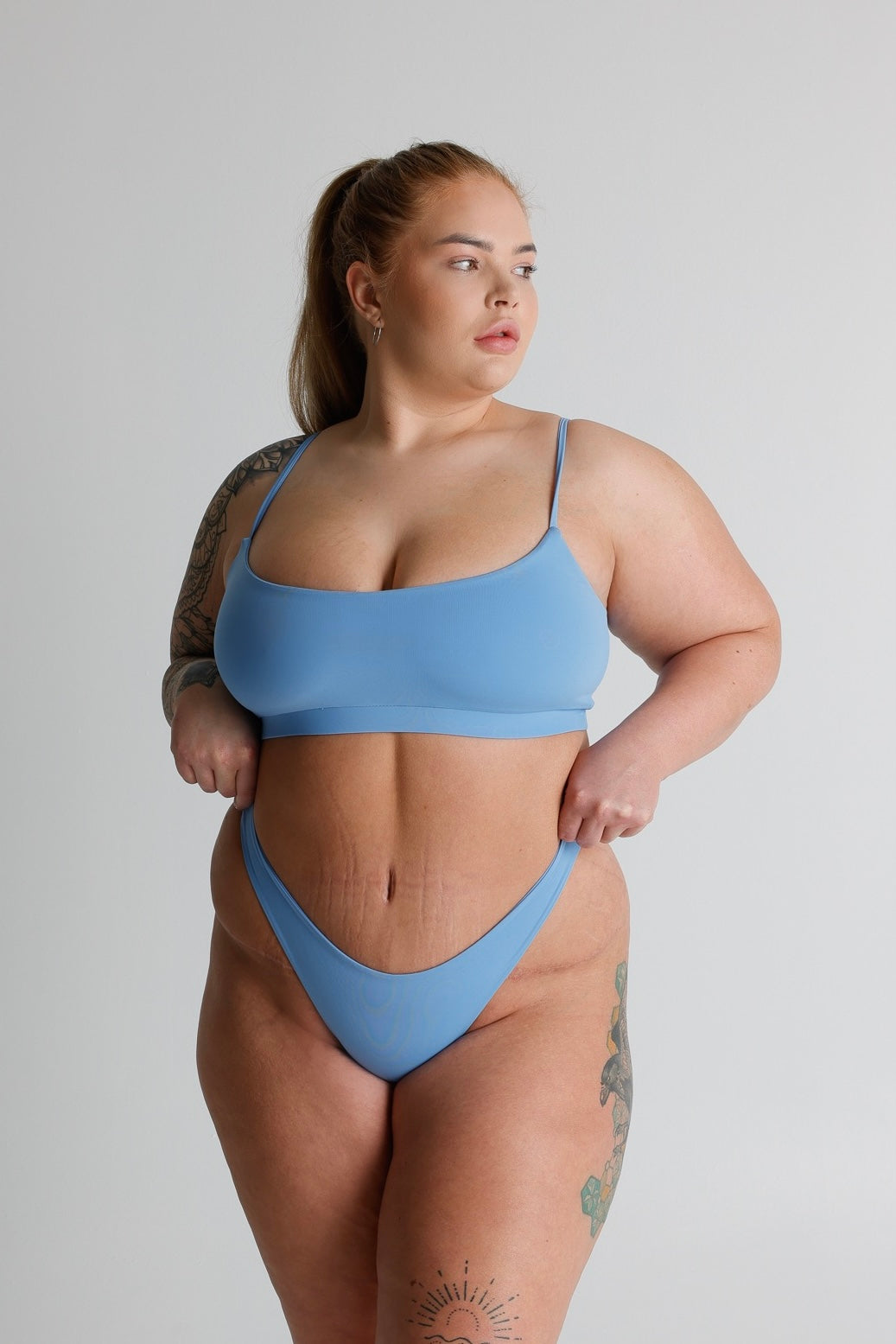 1004 - Blue bottoms