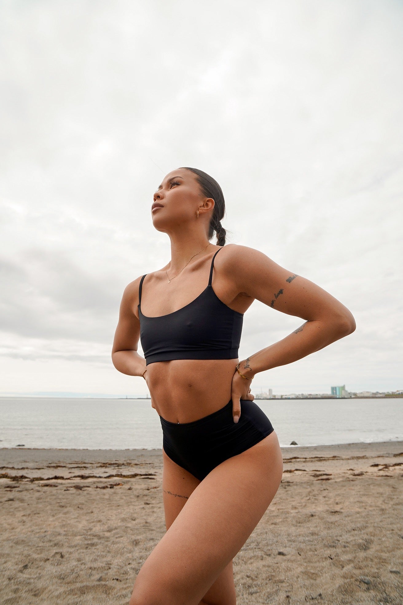 1004 - Black top | Icelandic Luxury Swimwear Brand | WAGTAIL