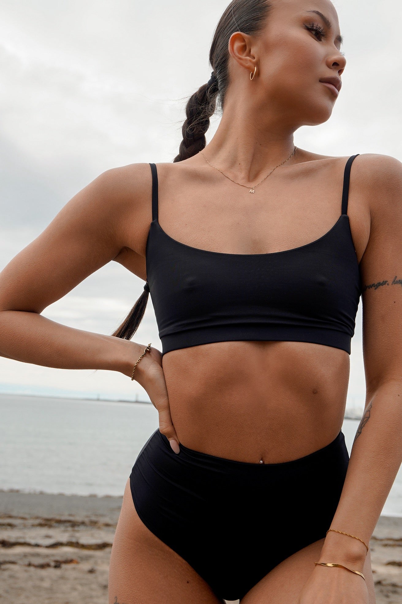 1004 - Black top | Icelandic Luxury Swimwear Brand | WAGTAIL