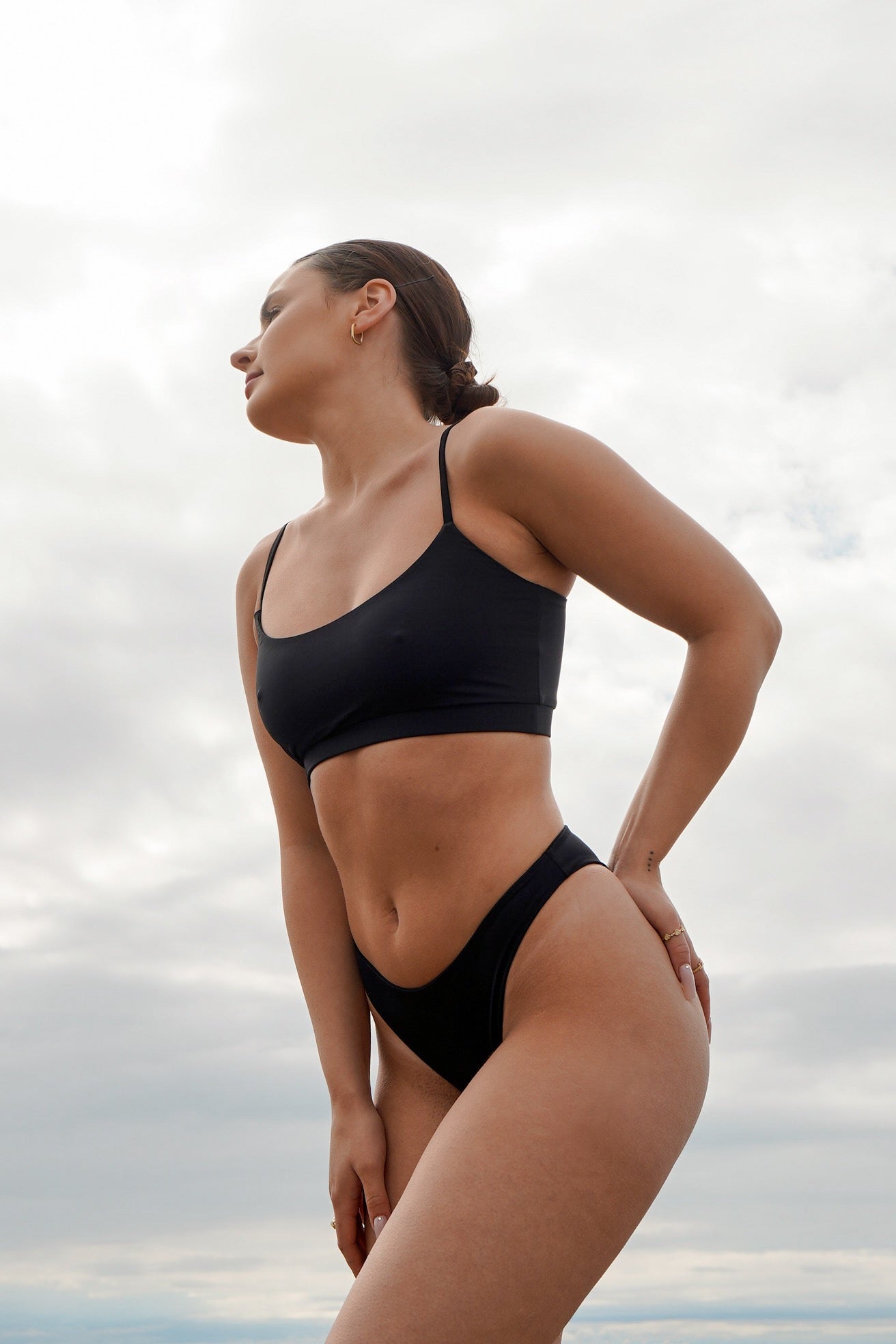 1004 - Black bottoms