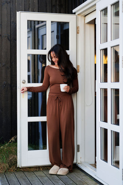 1052 - Brown bamboo logo t-shirt (long sleeve)