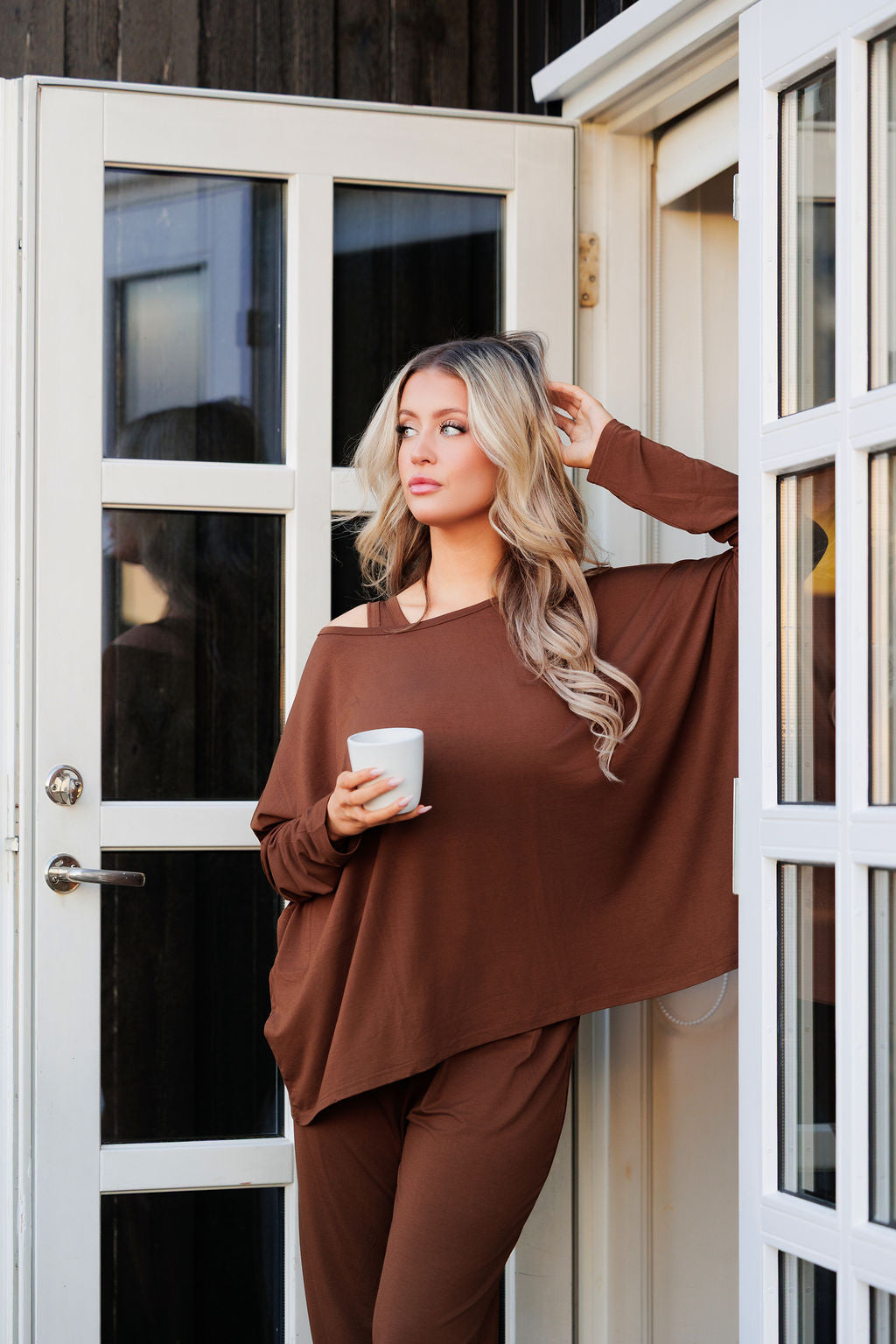 1051 - Brown bamboo oversized t-shirt (long sleeve)