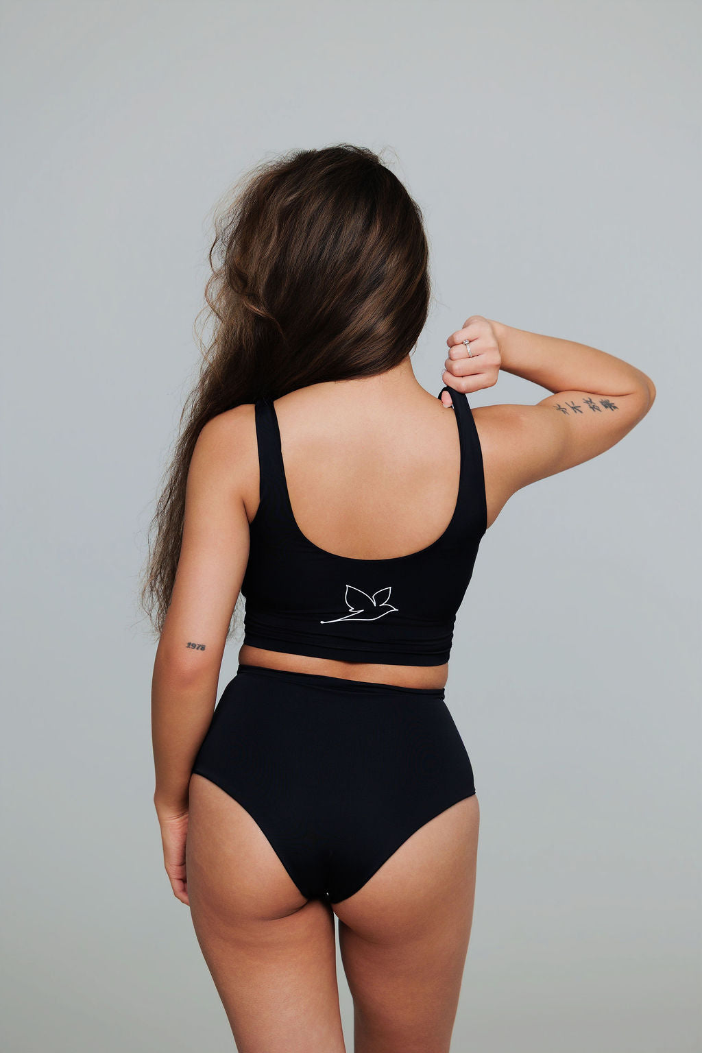 1003 - Black bottoms