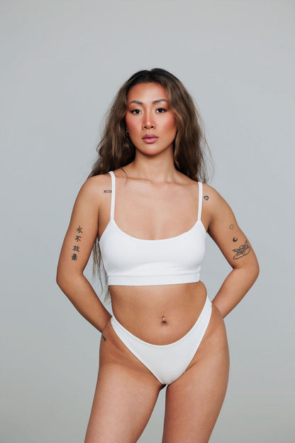 1004 - White bottoms