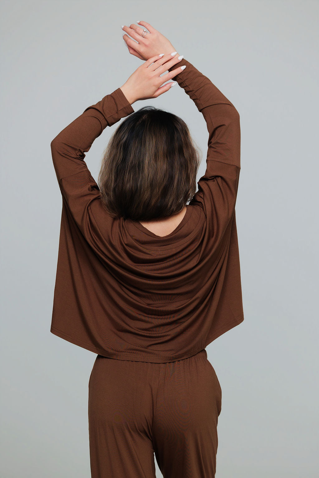 1051 - Brún bambus peysa