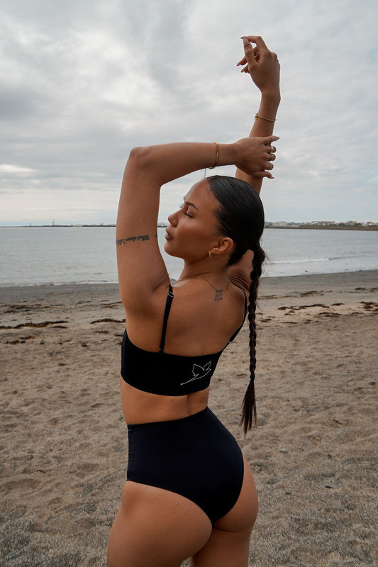 1003 - Black bottoms | Icelandic Luxury Swimwear Brand | ＷＡＧＴＡＩＬ